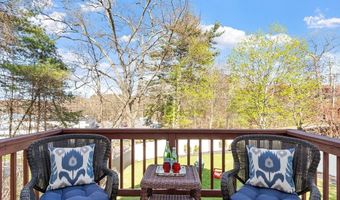 5 Westside Dr, Acton, MA 01720
