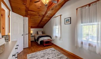 39 Bourdeau Ln N, Alburgh, VT 05440