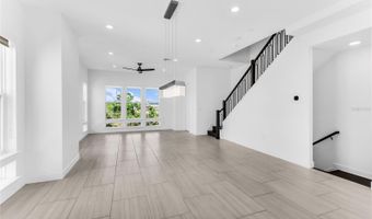 2402 ADDALIA Aly, Orlando, FL 32804