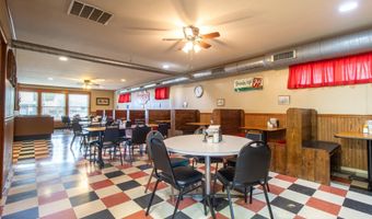 708 N MONROE St, Abingdon, IL 61410