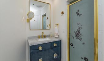 1110 W IVANHOE Blvd 9, Orlando, FL 32804