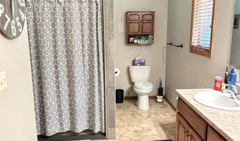 201 Hillside Dr, Algona, IA 50511