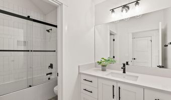 1185 NW Singleton Pl, Bend, OR 97703