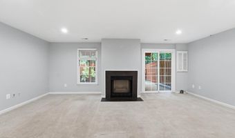 7035 KINGS MANOR Dr, Alexandria, VA 22315