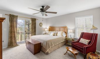 1620 Buckberry Dr N, Sapphire, NC 28774