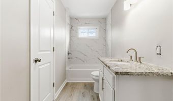 307 S Lawnview Dr, Austin, IN 47102