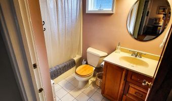 34 Glendale Ave, Albany, NY 12208