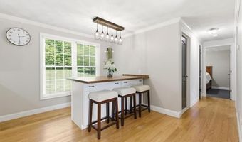 127 Sun Valley Dr, Cumberland, RI 02864