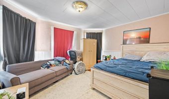 34 Winter St, Bangor, ME 04401