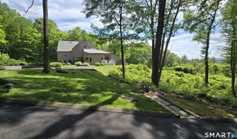 14 Vermillion Dr, Avon, CT 06001