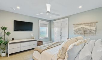 881 N SHORE Dr, Anna Maria, FL 34216