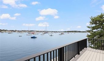 5 Defenders Row, Newport, RI 02840