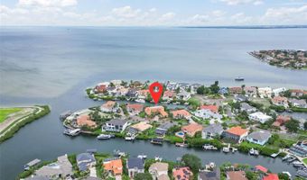 1005 PIANO Ln, Apollo Beach, FL 33572