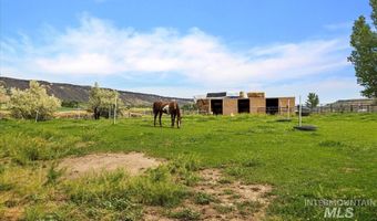6252 King Hill Canal Rd, Bliss, ID 83314