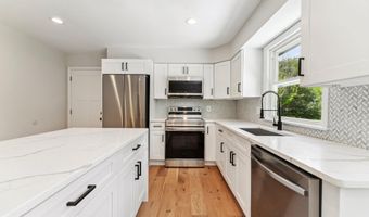 17708 TREE LAWN Dr, Ashton, MD 20861