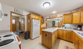 302 W Douglas St, Arlington, MN 55307