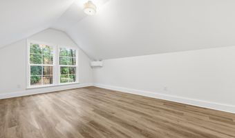 579 Sams Point Rd, Beaufort, SC 29907