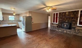 2389 Newport Rd, Batesville, AR 72501