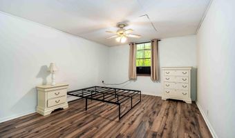 100 W YOUGHIOGHENY Dr, Aurora, WV 26705