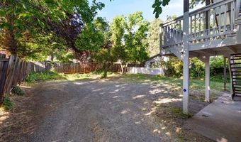 1040 E Main St, Ashland, OR 97520