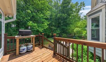 1104 Fallen Oak Dr, Apex, NC 27502