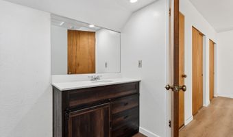 27421 Albion Ridge Rd, Albion, CA 95410