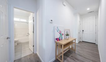 13722 Larkspur Way, Armona, CA 93202