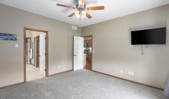 812 N Fairoaks Pl, Andover, KS 67002