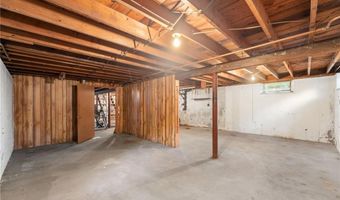 4 Reed Pl, East Greenwich, RI 02818