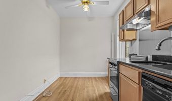 35 Queensberry 22, Boston, MA 02215
