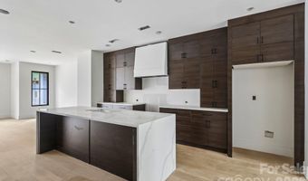 1539 Crystal Rd, Charlotte, NC 28205