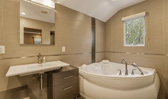 239 Wright Rd, Canton, CT 06019