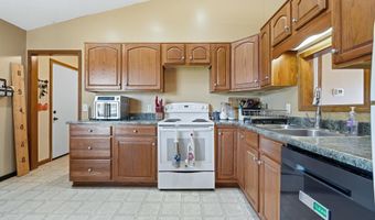 1311 Lori Lea St, Auburn, IN 46706