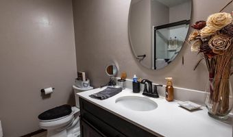 5 Autumn Rd, Arkansas City, KS 67005