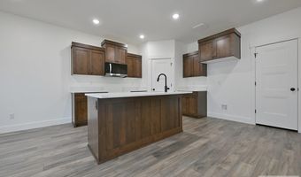 4607 Kapono Ct, Ammon, ID 83406
