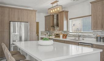 2474 E WESTCHESTER Dr, Chandler, AZ 85249