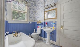 626 Hagood Ave, Barnwell, SC 29812
