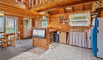 64 Burnside Ave, Narragansett, RI 02882