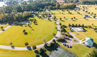 76 Club House Dr, Arapahoe, NC 28510