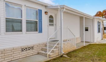 859 Tamarind Cir, Barefoot Bay, FL 32976