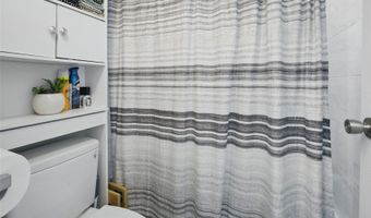 98-500 Koauka Loop 18A, Aiea, HI 96701