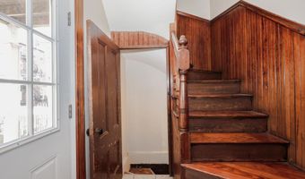 64 Bremen St, Boston, MA 02128