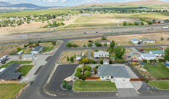20702 E Berry Dr, Benton City, WA 99320
