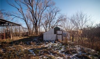 5723 Trego Rd, Atchison, KS 66002