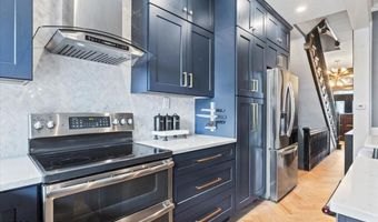 218 Lancaster St, Albany, NY 12210