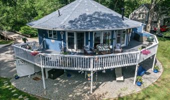 108 Pleasant Valley Rd, Amesbury, MA 01913
