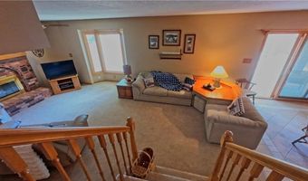 1000 Lake Viking Ter, Altamont, MO 64620