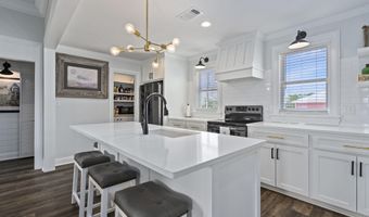 4021 Blue Jay St, Bay St. Louis, MS 39520