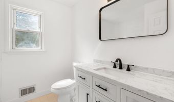 148 Bay Shore Dr A, Barnegat, NJ 08005