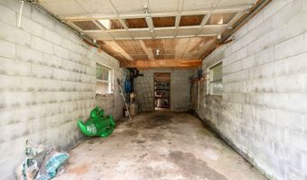 95 Cherokee Ave, Andrews, NC 28901
